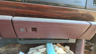 1998 Buick Lesabre Glove Box Assembly Complete Door With Latch Oem Red