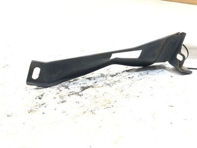 84-87 C4 Corvette Left Front Inner Fender Wheelhouse Support Bracket Drivers