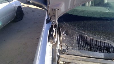 2002 Chevy Venture Passenger Right Hood Hinge Assembly Oem Silver 12U