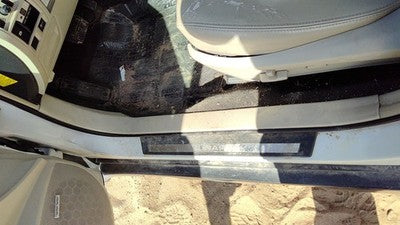 12 Legacy Outback Driver Left Lower Sill Step Moulding Trim Panel Wil Warm Ivory