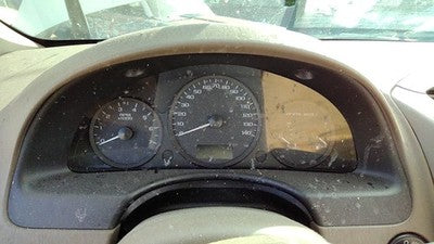 04-05 Chevy New Style Malibu Speedometer Cluster Instrument Gauges Panel Dash