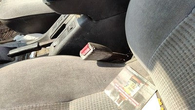 1995 Nissan Pathfinder Driver Left Front Seat Belt Buckle Receiver Oem Gray