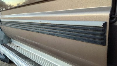 1992-1999 Chevy Suburban Passenger Right Rear Moulding From Door Back Trim Strip