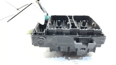 2011 Gmc Sierra 07-13 Cabin Fuse Box Relay Junction Panel Oem 20813086