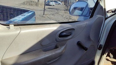 1999 Ford F150 Driver Left Front Door Trim Panel Manual Windows Gray C2