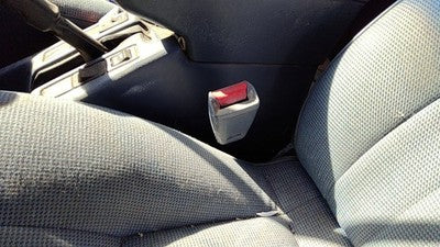 1995 Nissan Pathfinder Driver Left Front Seat Belt Buckle Receiver Oem Blue