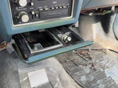 1986-1988 Olds 88 Ash Tray Assembly Oem Slide Out Dash Blue 25532007
