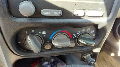 01-05 Pontiac Grand Am Temperature Control Module In Dash Heater Ac Head Unit