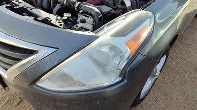 2015-2019 Nissan Versa Driver Left Head Light Oem Front Lamp 260609Kk0a