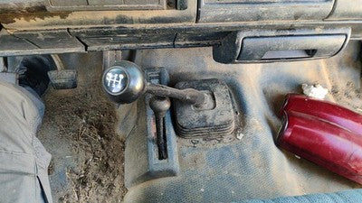 1993 Gmc Sierra 2500 Floor Shifter Lever Shift Unit Manual Transmission 5 Speed