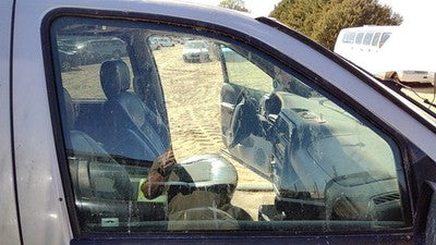 1997-2005 Chevy Venture Passenger Right Front Side Window Door Glass Oem
