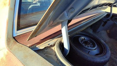1980-1984 Deville Sedan Rear Panel Between Trunk And Back Glass Oem