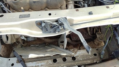 1996-2000 Chrysler Town & Country Hood Latch Assembly With Bracket Oem 04860194