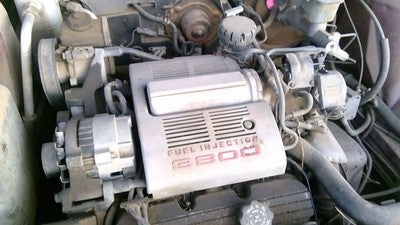 1990 Olds Eighty Eight Engine Cover Top Plastic Shield Oem 3.8L