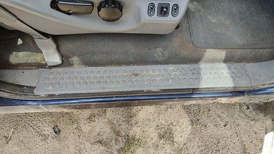 2003 F350 Powerstroke Passenger Right Lower Sill Step Kick Trim Panel Oem Gray