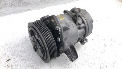2002-2005 Jeep Liberty Ac Compressor Air Conditioner Pump Assembly Oem 3.7L