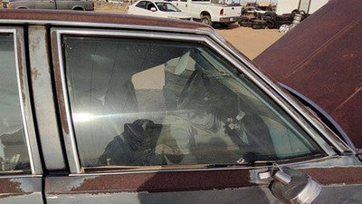 Chevy Caprice Passenger Right Front Side Window Door Glass Oem Dd05582gt