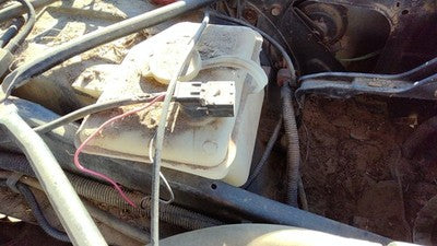 1984 Deville Sedan Windshield Washer Fluid Reservoir With Pump Oem Wiper Tank