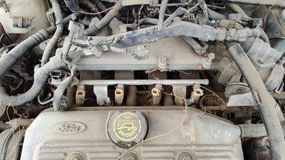 1997 Ford Escort Complete Fuel Rail With Injectors Set Loaded Oem 2.0L
