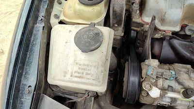 Saturn Sl1 Windshield Washer Fluid Reservoir With Pump Oem Wiper Tank