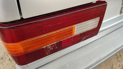 1990-1992 Volvo 740 Driver Left Tail Light Brake Lamp Oem Rear Cracked 35181635