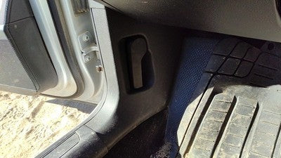 2007 Vw Passat Driver Left Lower Kick Trim Panel Oem Qq Black
