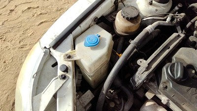 2000-2002 Kia Rio Windshield Washer Fluid Reservoir With Pump Oem Wiper Tank