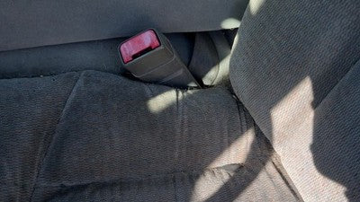 2002-2005 Buick Century Driver Left Front Seat Belt Buckle Receiver Oem Gray 93B