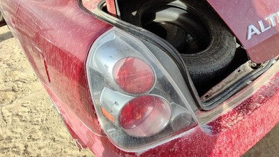 2005-2006 Nissan Altima Driver Left Outer Tail Light Brake Lamp Oem Rear