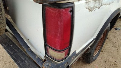 1983-1994 Chevy S10 Blazer Passenger Right Tail Light Brake Lamp Oem Rear