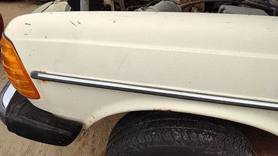 1980 Mercedes 300Td Driver Left Moulding From Fender Oem Trim Strip White