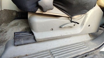 2001 Chevy Suburban Driver Left Side Seat Trim Panel Oem 922 Light Gray