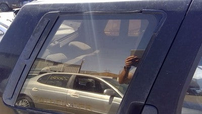 1990-1995 Nissan Pathfinder Passenger Right Rear Quarter Glass Back Side Window