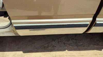 1997 Silverado 2500 Driver Left Rear Moulding On Cab Panel Oem