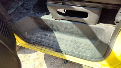 2002 Express Van 2500 Driver Left Lower Kick Trim Panel Oem Sill Step