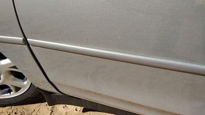 98-02 Oldsmobile Intrigue Driver Left Front Moulding From Door Trim Silver 17U