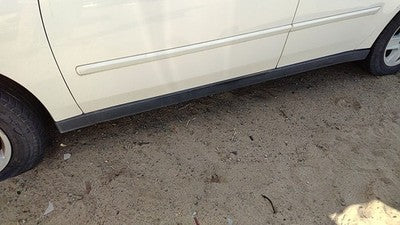 04-08 New Style Malibu Driver Left Lower Rocker Panel Moulding Side Skirt Sedan
