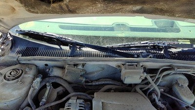 1997 Park Ave Ultra Windshield Wiper Cowl Vent Trim Panel Oem Cover