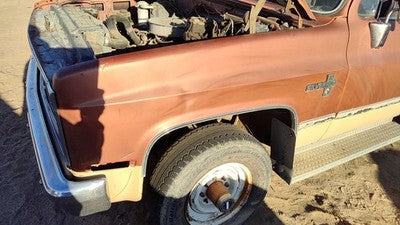 1981-1988 Chevy K30 Driver Left Front Fender Oem 15634642