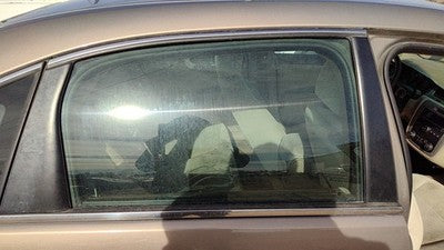2006-2016 Chevy Impala Passenger Right Rear Side Window Door Glass Oem Back