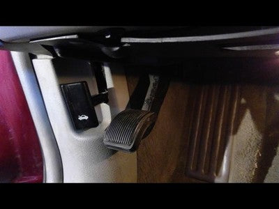 1997 Lincoln Mark Viii Parking Brake Pedal Assembly Ratchet Emergency Unit Oem