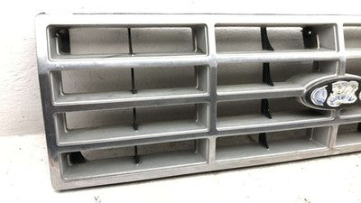 1982-1986 Ford F150 Front Grille Assembly Oem E3Tz8200G Bronco E3Tz8200G