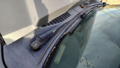 2000-2004 Nissan Xterra Driver Left Windshield Wiper Arm Oem Blade Lever Xe