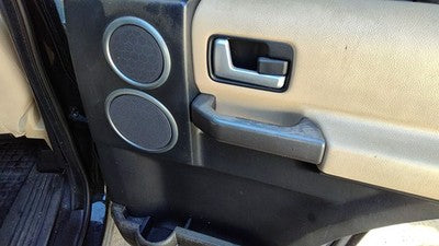 05-09 Land Rover Lr3 Passenger Right Rear Inside Door Trim Panel Switches Back