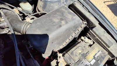 97-99 Camry Complete Air Intake Cleaner Filter Box Housing With Tube Oem 2.2L