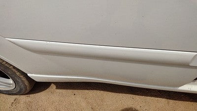 00-07 Focus Station Wagon Passenger Right Rear Moulding From Door Back White Yz
