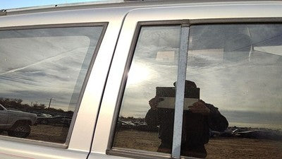 93-98 Grand Cherokee Passenger Right Rear Vent Window Back Door Glass With Frame