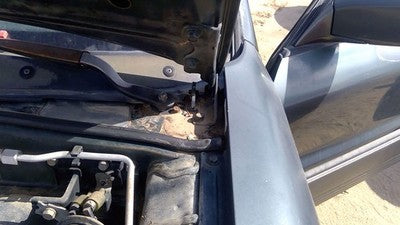1989-1998 Mitsubishi Galant Vr-4 Driver Left Hood Hinge Assembly Oem Green