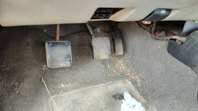 1999 Mazda B2500 Complete Clutch And Brake Pedal Assembly Oem