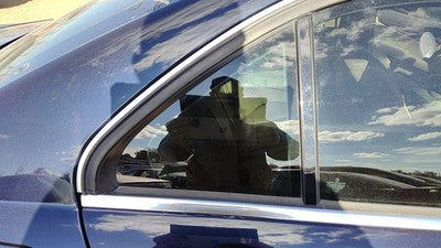 12-14 Mercedes C300 Passenger Right Rear Vent Window Back Door Glass With Frame